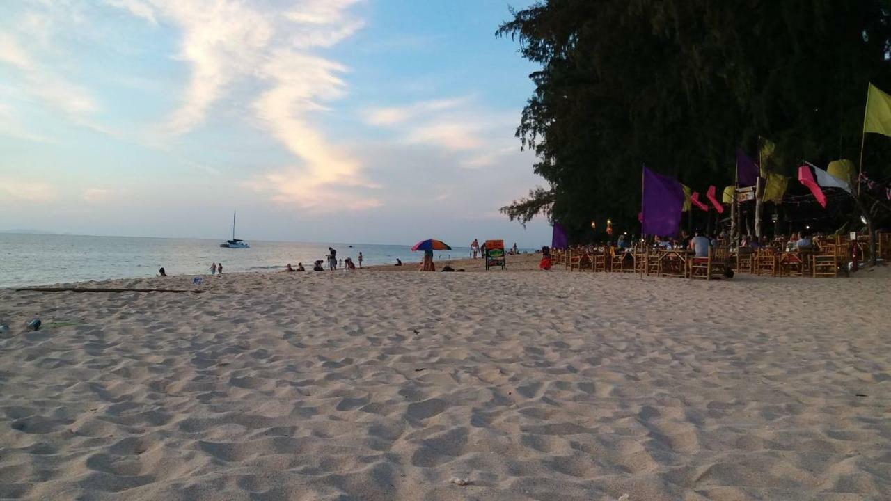 Laila​ Place Hotel Ko Lanta Buitenkant foto